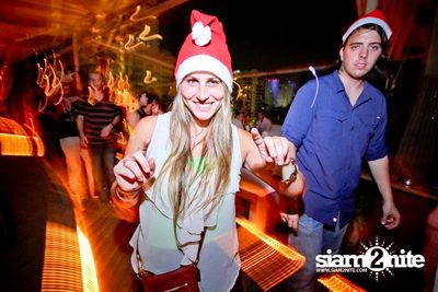 Suk 11 Santa Crawls — photo 10