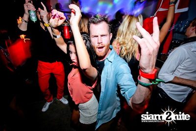 Suk 11 Santa Crawls — photo 17