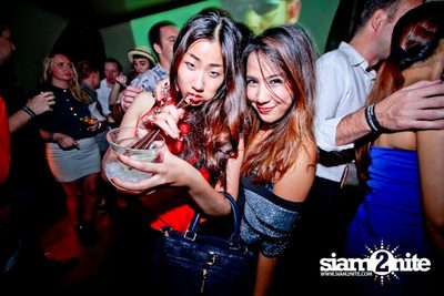 Suk 11 Santa Crawls — photo 51