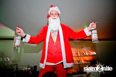 Suk 11 Santa Crawls — photo 19