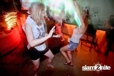 SUK 11 CLUB CRAWL Vs WHITE HEAT — photo 108