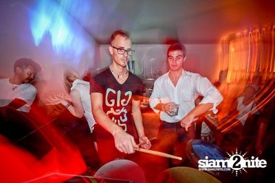 SUK 11 CLUB CRAWL Vs WHITE HEAT — photo 7