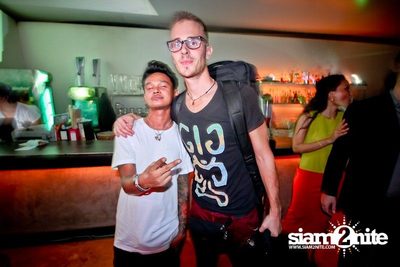 SUK 11 CLUB CRAWL Vs WHITE HEAT — photo 112