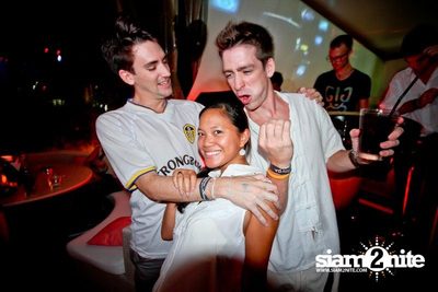 SUK 11 CLUB CRAWL Vs WHITE HEAT — photo 12