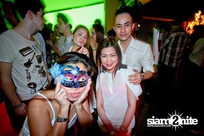 SUK 11 CLUB CRAWL Vs WHITE HEAT — photo 76
