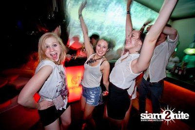 SUK 11 CLUB CRAWL Vs WHITE HEAT — photo 103
