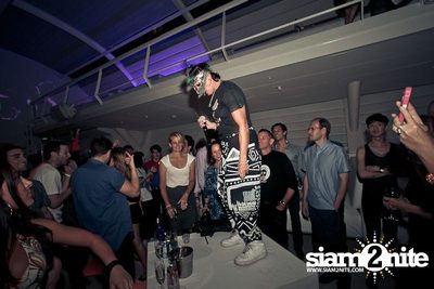 THE LAST REHAB with BEE, Gene Kasidit, OUM, PU and Special Guest FERAL IS KINKY (UK) — photo 31