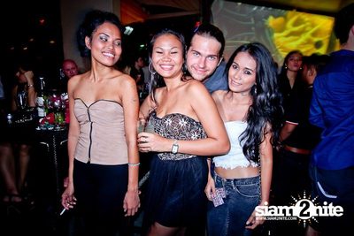 SUK 11 Club Crawl — photo 98