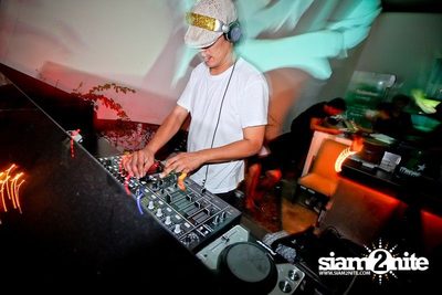 SUK 11 Club Crawl — photo 105