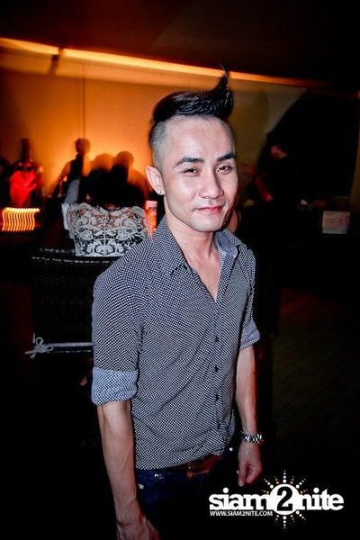 SUK 11 Club Crawl — photo 3