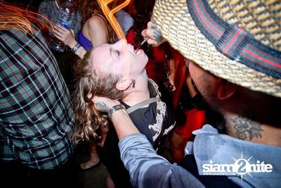 SUK 11 Club Crawl — photo 55