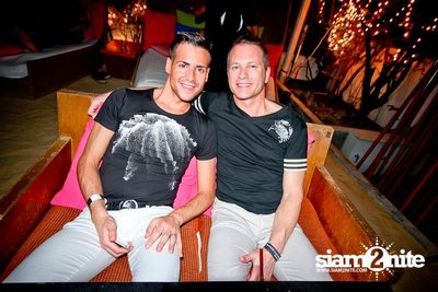SUK 11 Club Crawl — photo 15