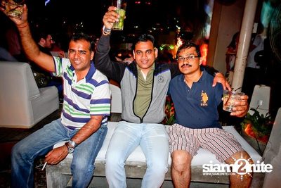 SUK 11 Club Crawl — photo 9