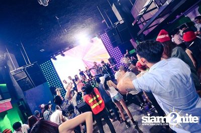 VRT Presents : BEANIE SHAKE! — photo 101