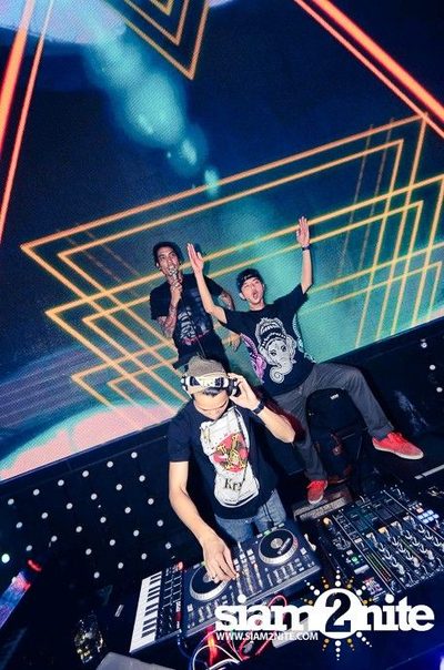 VRT Presents : BEANIE SHAKE! — photo 97