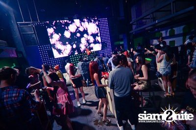 VRT Presents : BEANIE SHAKE! — photo 54