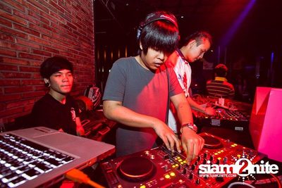 RAVE & GLOW pres. RNG Harlem Shake Party — photo 4