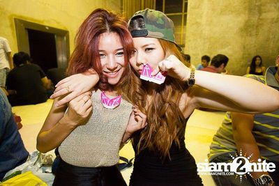RAVE & GLOW pres. RNG Harlem Shake Party — photo 1