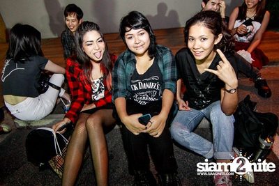 SUM 41 Live in Bangkok — photo 38