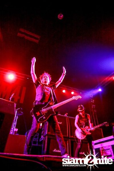 SUM 41 Live in Bangkok — photo 97