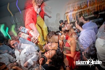 SUK 11 Club Crawl — photo 26