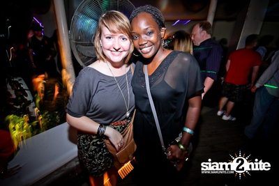 SUK 11 Club Crawl — photo 4