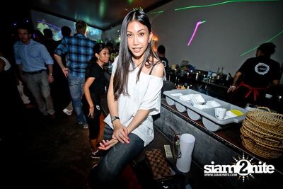 SUK 11 Club Crawl — photo 6