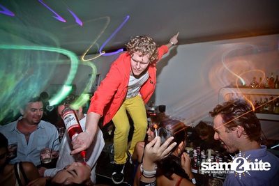 SUK 11 Club Crawl — photo 25