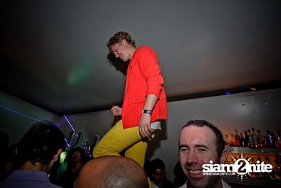 SUK 11 Club Crawl — photo 24