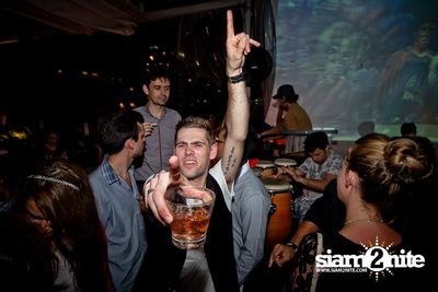 SUK 11 Club Crawl — photo 17