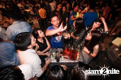 Trasher pres. 6-2-12 พี่น้องร้องเพลง — photo 86