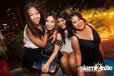 SUK 11 Club Crawl — photo 55