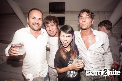 EATS EVERYTHING @ BED — photo 71