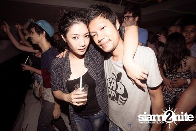 EATS EVERYTHING @ BED — photo 82