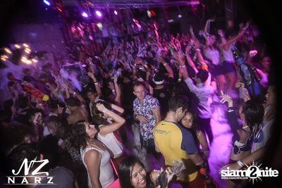 NARZ & SMIRNOFF PRESENT SONGKRAN FOAM PARTY 2013 — photo 137
