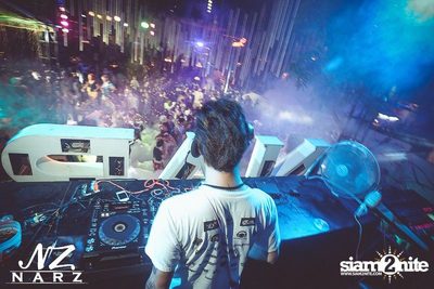 NARZ & SMIRNOFF PRESENT SONGKRAN FOAM PARTY 2013 — photo 15
