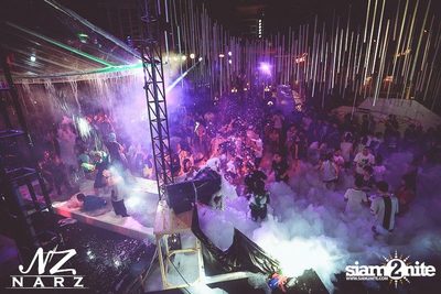 NARZ & SMIRNOFF PRESENT SONGKRAN FOAM PARTY 2013 — photo 12