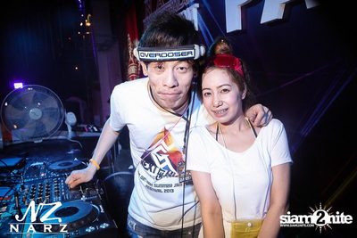 NARZ & SMIRNOFF PRESENT SONGKRAN FOAM PARTY 2013 — photo 27