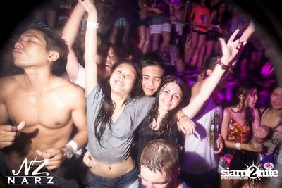 NARZ & SMIRNOFF PRESENT SONGKRAN FOAM PARTY 2013 — photo 268