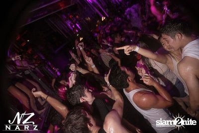 NARZ & SMIRNOFF PRESENT SONGKRAN FOAM PARTY 2013 — photo 108