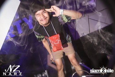 NARZ & SMIRNOFF PRESENT SONGKRAN FOAM PARTY 2013 — photo 98