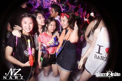 NARZ & SMIRNOFF PRESENT SONGKRAN FOAM PARTY 2013 — photo 38