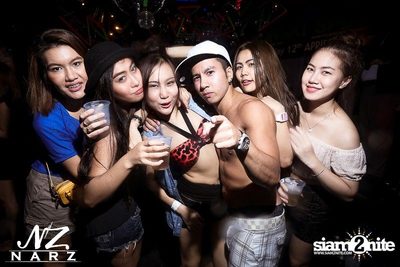 NARZ & SMIRNOFF PRESENT SONGKRAN FOAM PARTY 2013 — photo 254