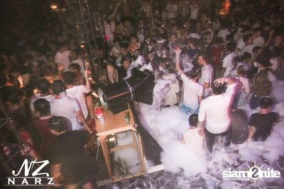 NARZ & SMIRNOFF PRESENT SONGKRAN FOAM PARTY 2013 — photo 69