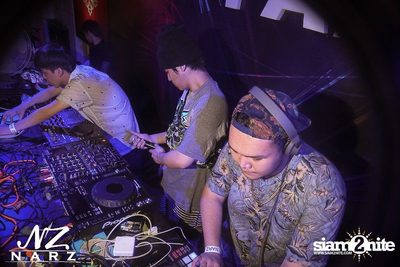 NARZ & SMIRNOFF PRESENT SONGKRAN FOAM PARTY 2013 — photo 75