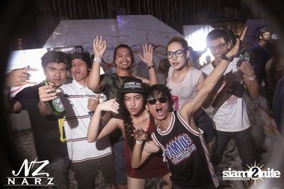 NARZ & SMIRNOFF PRESENT SONGKRAN FOAM PARTY 2013 — photo 134