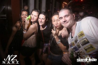 NARZ & SMIRNOFF PRESENT SONGKRAN FOAM PARTY 2013 — photo 214