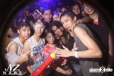NARZ & SMIRNOFF PRESENT SONGKRAN FOAM PARTY 2013 — photo 181