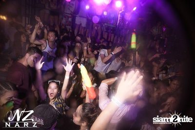 NARZ & SMIRNOFF PRESENT SONGKRAN FOAM PARTY 2013 — photo 231