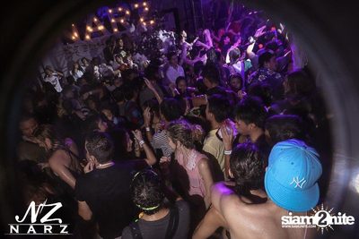 NARZ & SMIRNOFF PRESENT SONGKRAN FOAM PARTY 2013 — photo 197